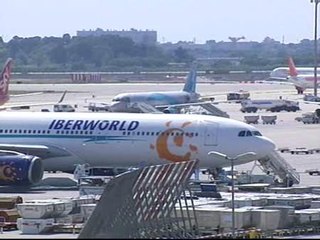 AENA investigará el vuelo que aterrizó de emergencia ayer en El Prat