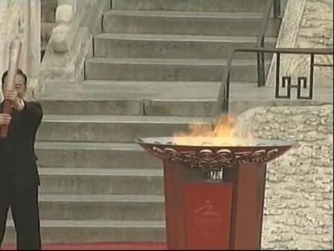 Encendida la llama de los Juegos Paralímpicos en el Templo del Cielo