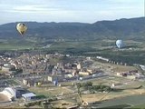 Decenas de globos llenan de color el cielo de La Rioja