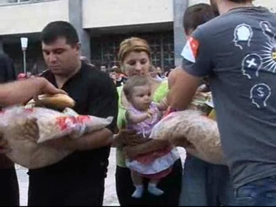Comienza a llegar la ayuda humanitaria a Tiflis