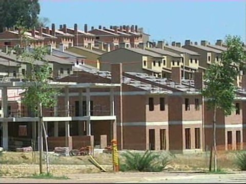 El precio de la vivienda continúa en caída libre, sobre todo en la costa mediterránea