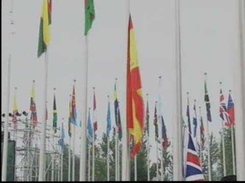 La bandera española ondea en Pekín