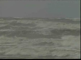 'Edouard' azota ya a las costas de Texas y Louisiana