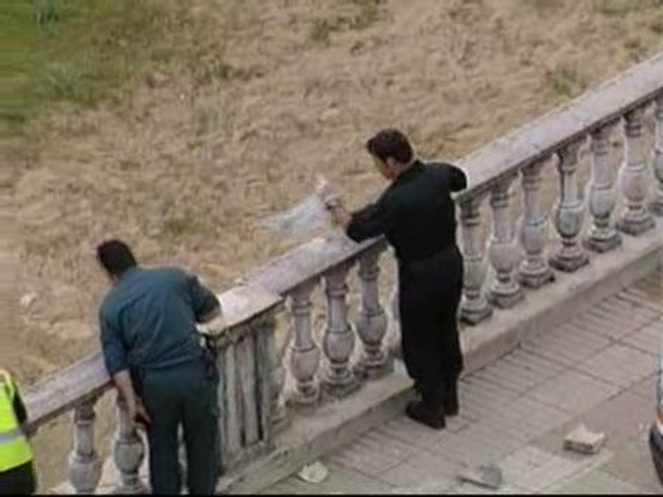 ETA hace estallar tres artefactos de escasa potencia en Cantabria