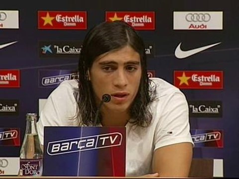 El defensa del Barcelona Martín Cáceres destaca su polivalencia