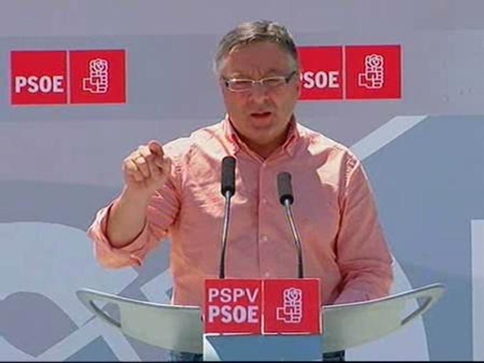 Blanco: "Celebramos que el PP haya elegido a Mariano Rajoy"