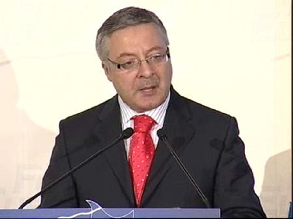 Blanco: "Si crisis es un cambio muy marcado en algo, no me cuesta admitir que se ha producido un cambio muy marcado en la economía"