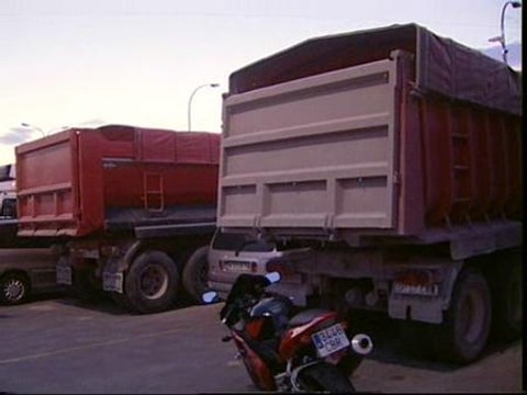 Los transportistas convocan una huelga para el próximo lunes