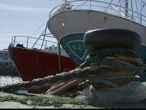 Los pescadores de suman al paro