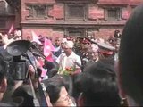 Nepal proclama la República y abandona la Monarquía