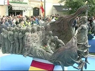 Aguirre pide a Zapatero que no reciba al lehendakari