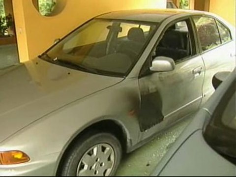 Un grupo de desconocidos intenta quemar el coche del concejal del PNV en Mondragón