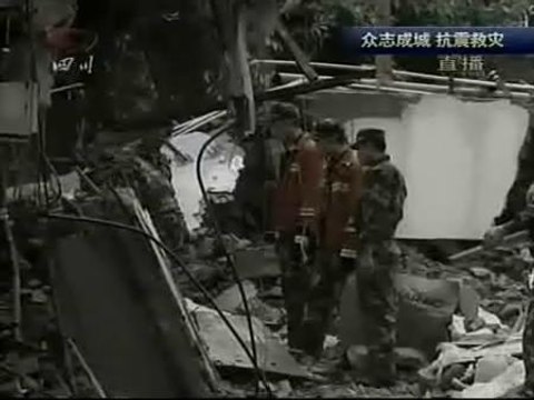 Ya son 12.000 los muertos por el terremoto
