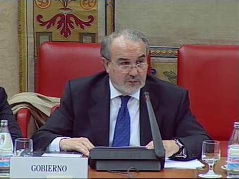 Solbes: No se debe impedir artificialmente el necesario ajuste en la construcción