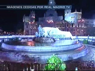 Video herunterladen: El Real Madrid celebra en La Cibeles su 31ª Liga