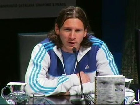 Messi se resiste a que Ronaldinho pueda abandonar el Barcelona