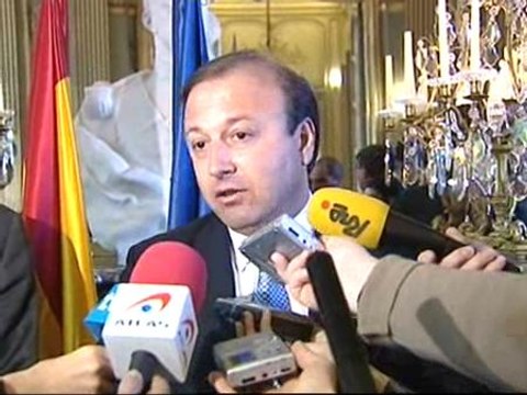 Mesquida asegura que el atentado de ETA es un aviso más de su capacidad operativa