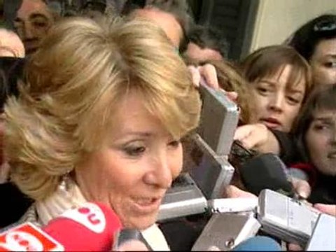 Aguirre: Una de las mejores cosas que ha hecho Zapatero es nombrar a tantas mujeres