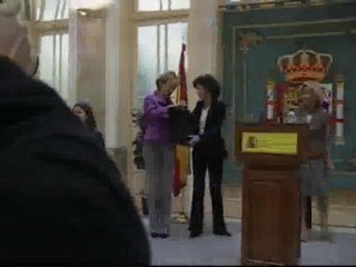 "¿Me la das tú o te la doy yo?"