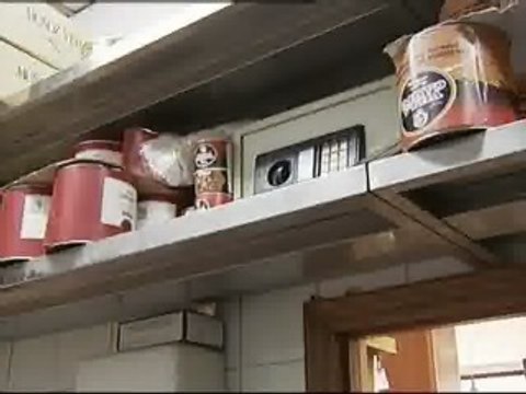 Un nazareno robó la caja fuerte de un restaurante el Miércoles Santo