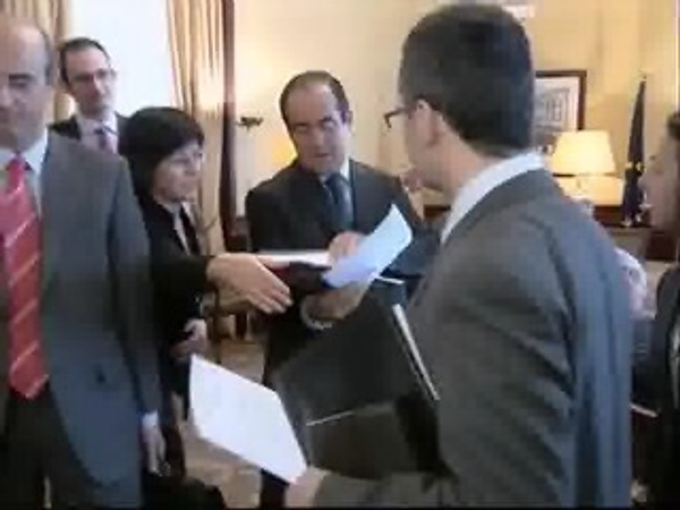 PNV, BNG y UPD dispuestos a apoyar la candidatura de Bono