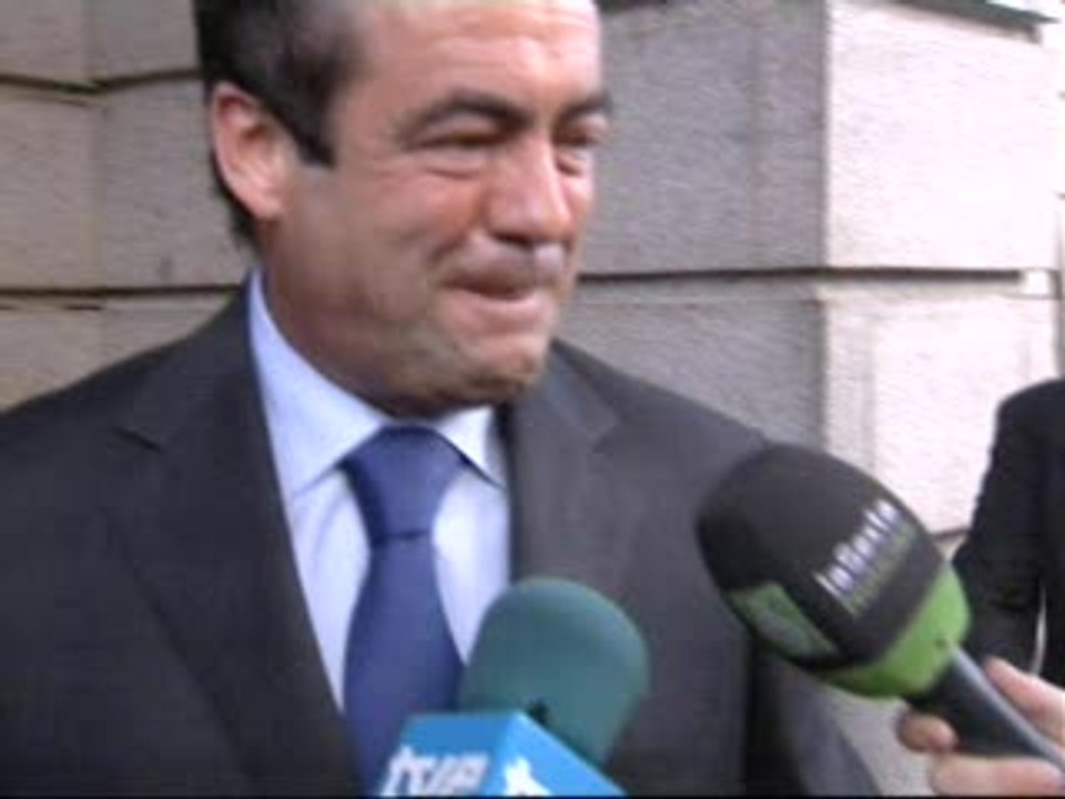 Bono: "Yo no voy a insultar a nadie y al señor Erkoreka le digo que no voy a decir ni mú"