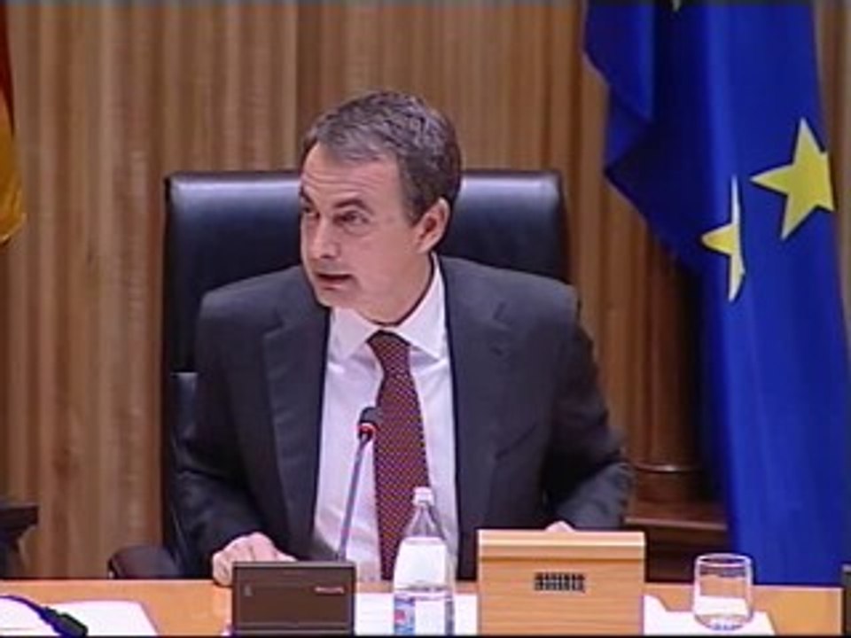 Zapatero apela a los parlamentarios socialistas a trabajar por los acuerdos