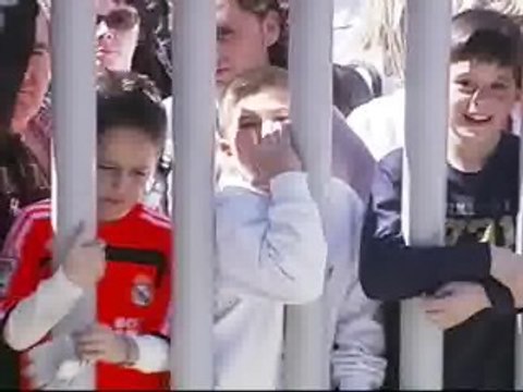 Elche recibe con silbidos y gritos de ¡fuera, fuera! a la selección