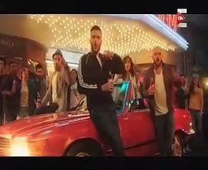 كيف التحقت يسرا اللوزى بعالم التمثيل.. شاهد الفنانة فى الصغر