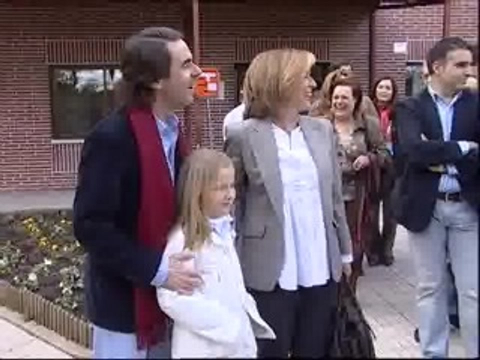 Aznar vota sin hacer declaraciones sobre el asesinato de ETA