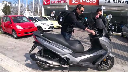 KYMCO X-TOWN 300 (tall men riding)