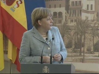 Merkel: "Zapatero tiene que aceptar que me sienta más vinculada al PP"