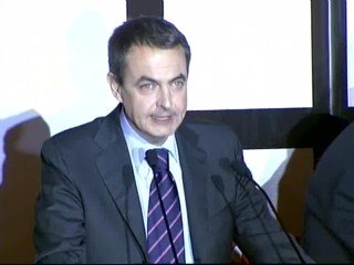Zapatero dedica sus primeras palabras a Isaí­as Carrasco y celebra la "victoria clara"
