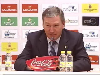 Clemente afirma que el Murcia "está un poco alocado"