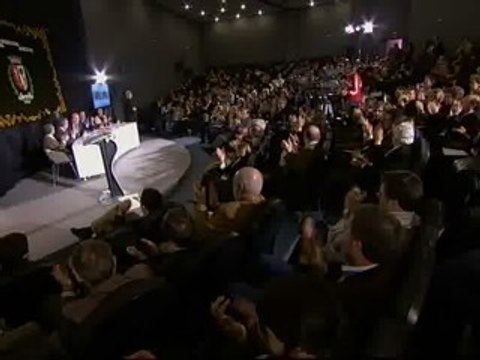 Zapatero y Rajoy liberan sus agendas para preparar el segundo 'cara a cara'