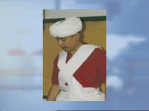 Hillary Clinton utiliza una foto de Obama para anunciar que es musulmán