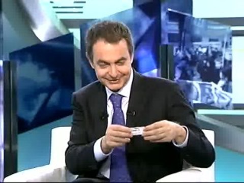 Zapatero considera que la política del bonobús con los inmigrantes no tiene credibilidad