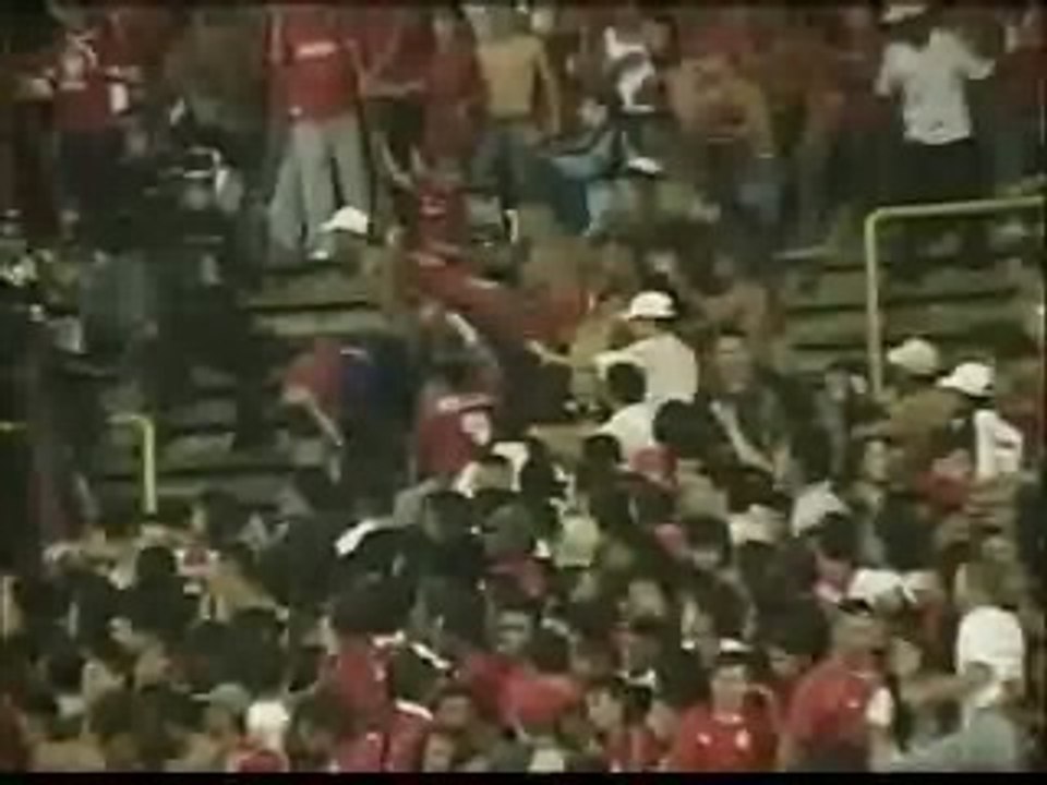 Batalla campal en Colombia