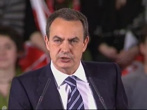 Zapatero pide disculpas a los trabajadores inmigrantes por las palabras de Arias Cañete
