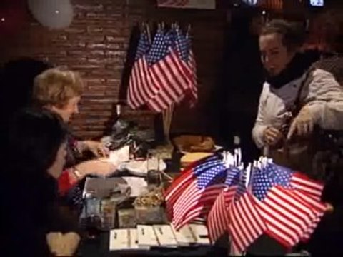 Obama gana las primarias en Madrid