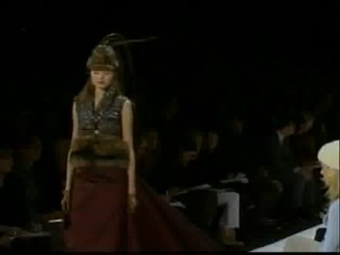 Carolina Herrera y sus sombreros otoñales