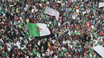 Millones de argelinos opositores a Bouteflika rechazan la opción de inhabilitarle