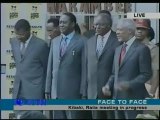 Kibaki, Odinga y Annan, juntos para superar la crisis en Kenia