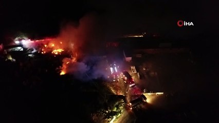 Palet fabrikasının açık depo alanında yangın çıktı