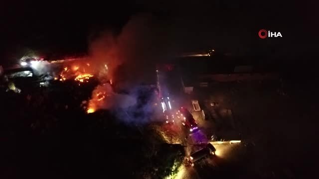 Palet Fabrikasının Açık Depo Alanında Yangın Çıktı
