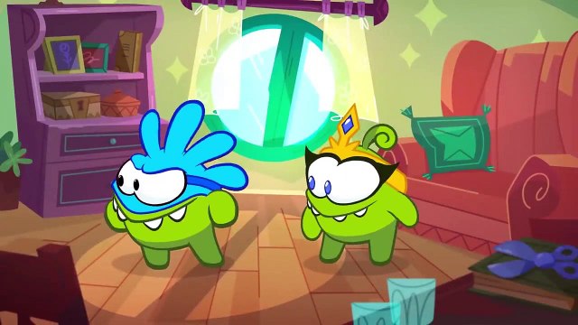 Om Nom sauts sur des ballons de football et les études de couleurs / Apprendre l'anglais avec Om Nom / d'Enseignement de dessin animé