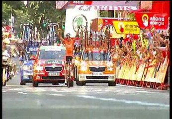 Un vizcaíno gana en el regreso de la Vuelta a Bilbao