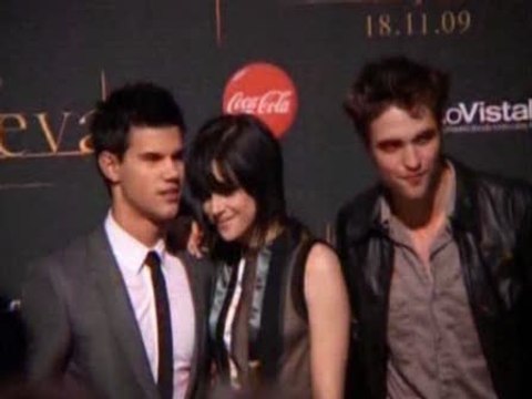 Pattinson acomplejado por los músculos de Lautner