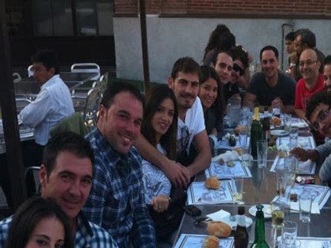 Íker dedica una canción a Sara