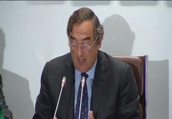 La CEOE vuelve a pedir un despido más flexible